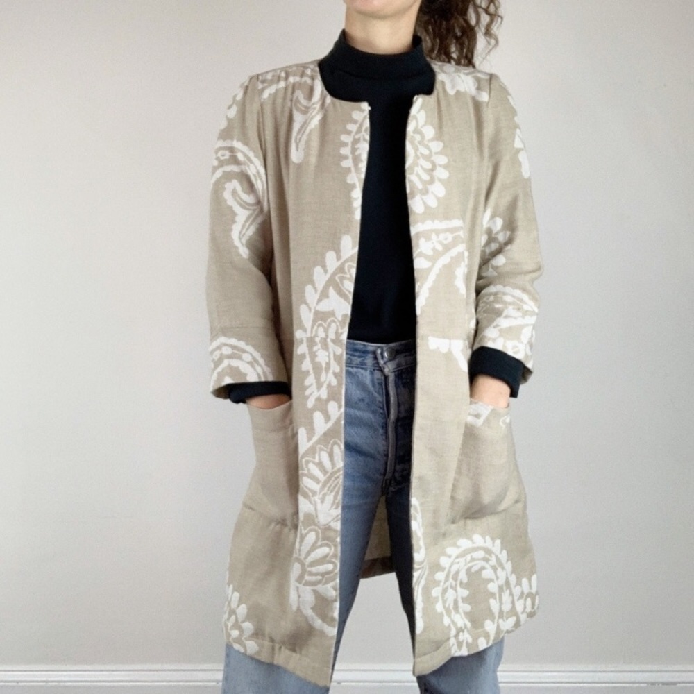 Chico's Tan & Ivory Bi-Color Jacquard Jacket